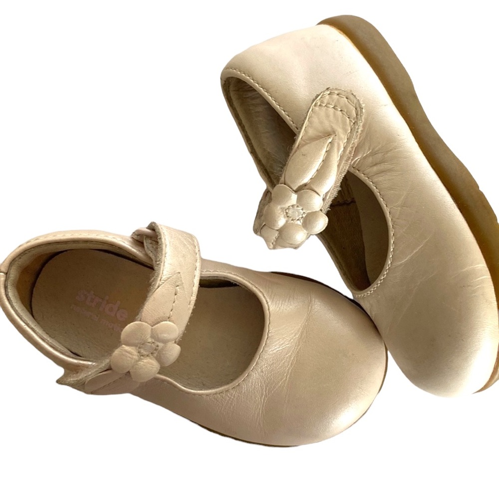 Stride Rite Shoes Mary Janes Formal Floral Silver Cream White Velcro Strap